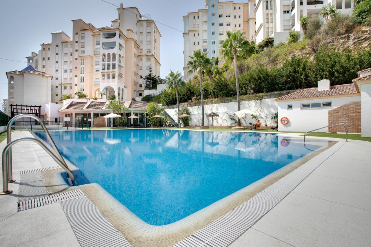 Apartamento Simi - Puerto Blanco Lägenhet Estepona Exteriör bild